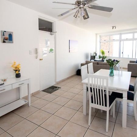 72 Sea Lodge Umhlanga Rocks ダーバン エクステリア 写真